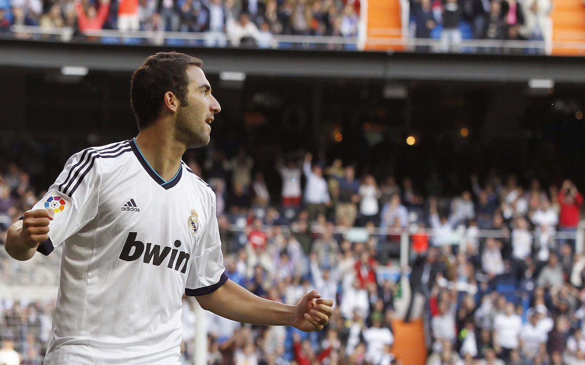 瓜迪奥拉戏称盲人亦识谢尔基进球精妙，鲍勃腿筋受伤恐影响曼城赛程